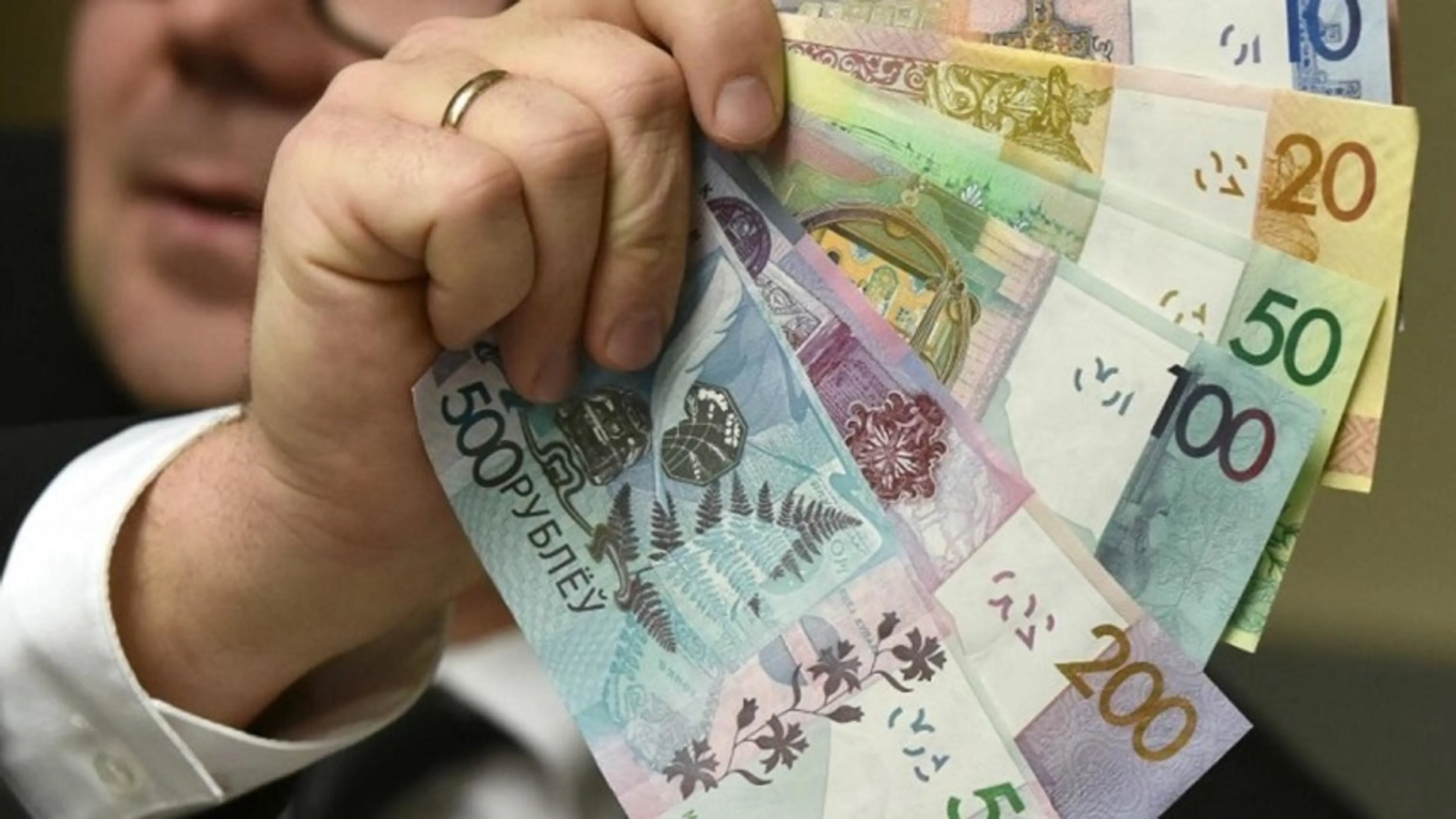 Капитал - ВВП Беларуси за 4 месяца снизился на 1,3%