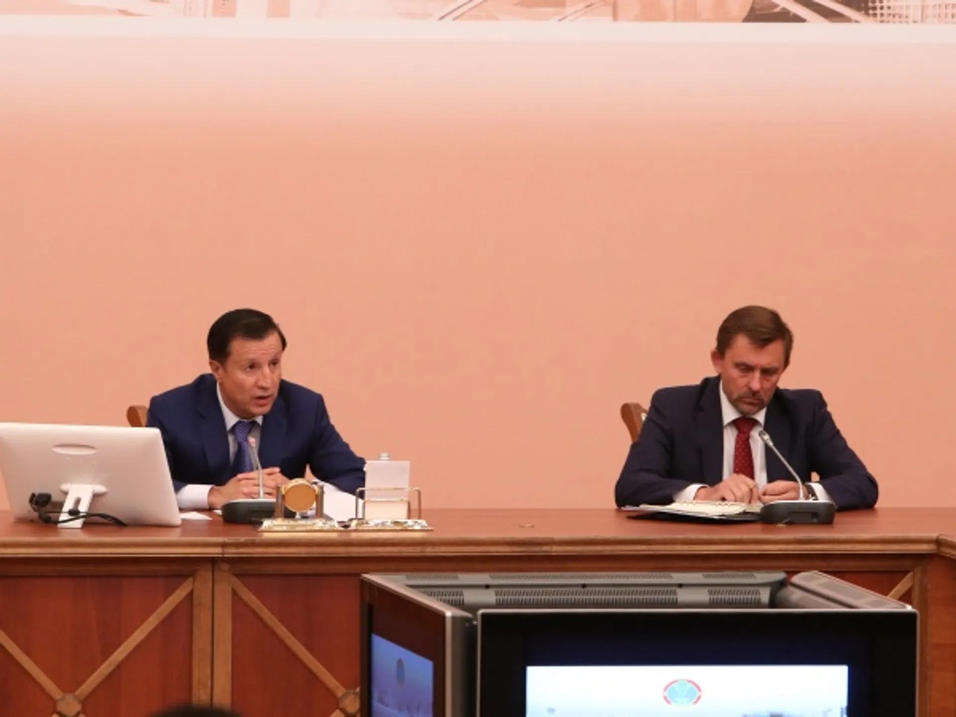 Капитал - Адильбек Джаксыбеков: Нужно развивать малый и средний бизнес