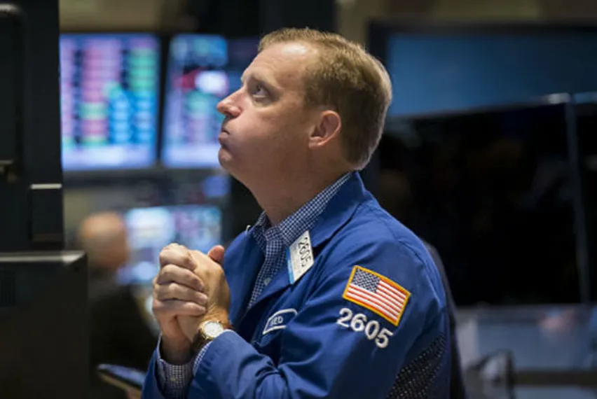 Капитал - Индекс Dow Jones установил новый антирекорд