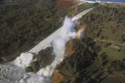 В Калифорнии объявили массовую эвакуацию