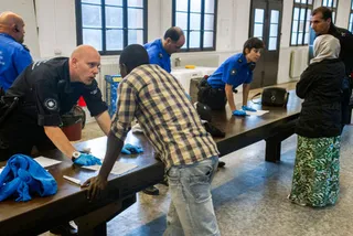 Капитал - Швейцария ужесточила правила для мигрантов