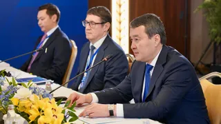 Капитал - Премьер встретился с руководством J.P. Morgan и TotalEnergies