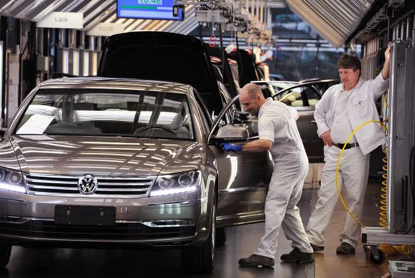 Капитал - Volkswagen пересмотрит пятилетний инвестиционный план