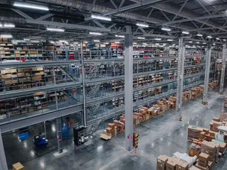 Капитал - Ozon Казахстан улучшил условия для продавцов, которые хранят товары на складах маркетплейса