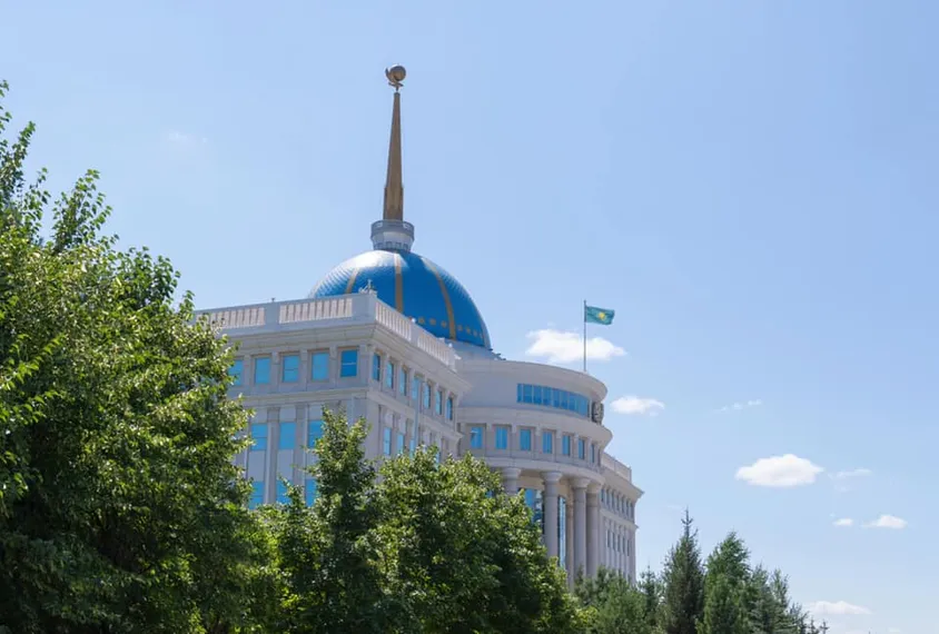 Капитал - Президент заслушал отчеты акимов двух областей