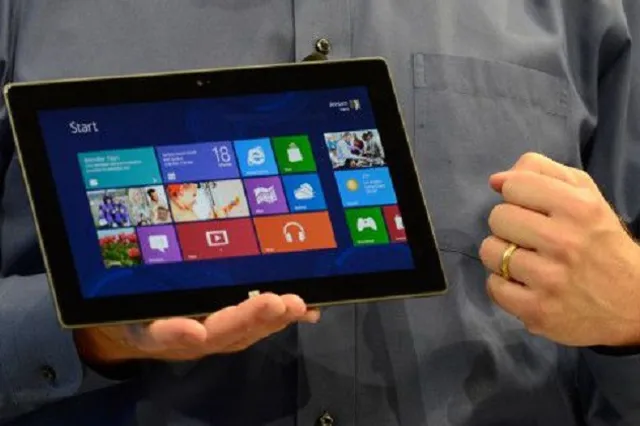 Microsoft обвиняется в сокрытии провала Surface RT