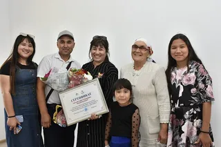 Капитал - Три многодетные семьи в Актобе получили квартиры