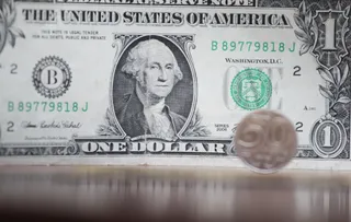 Капитал - За неделю нацвалюта потеряла почти 3 тенге