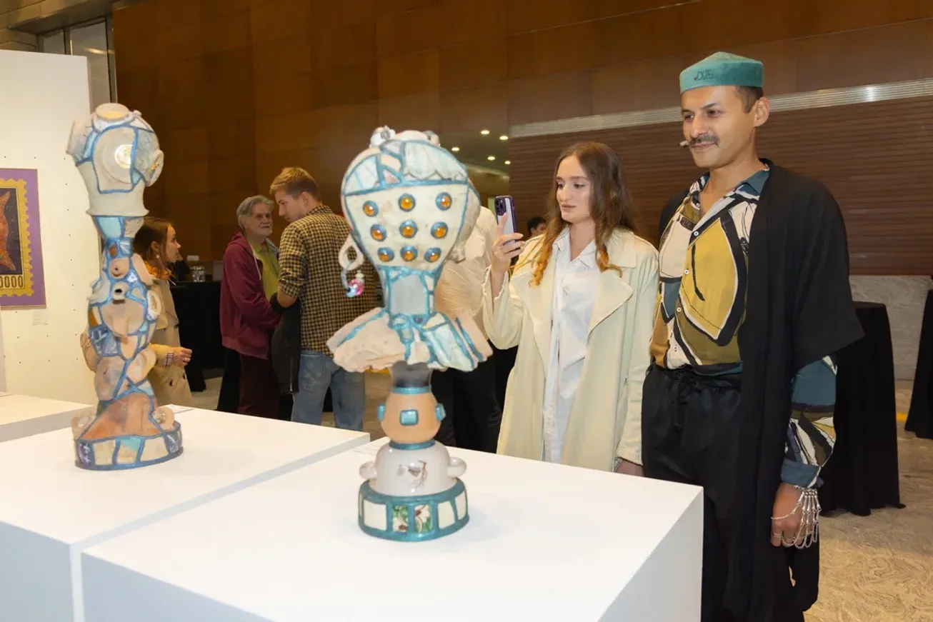 В арт-пространстве Jusan Vibe проходит выставка Шамиля Гулиева - фото kapital.kz