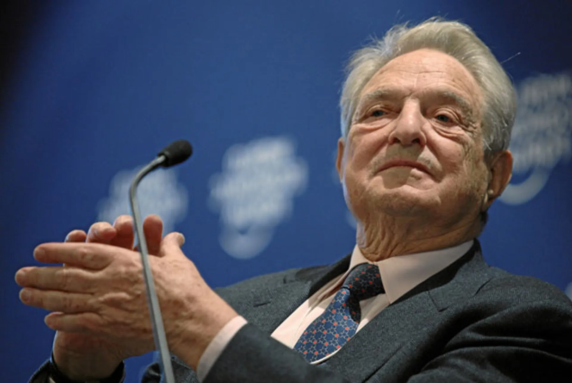 Капитал - Джордж Сорос ожидает жесткой посадки экономики Китая