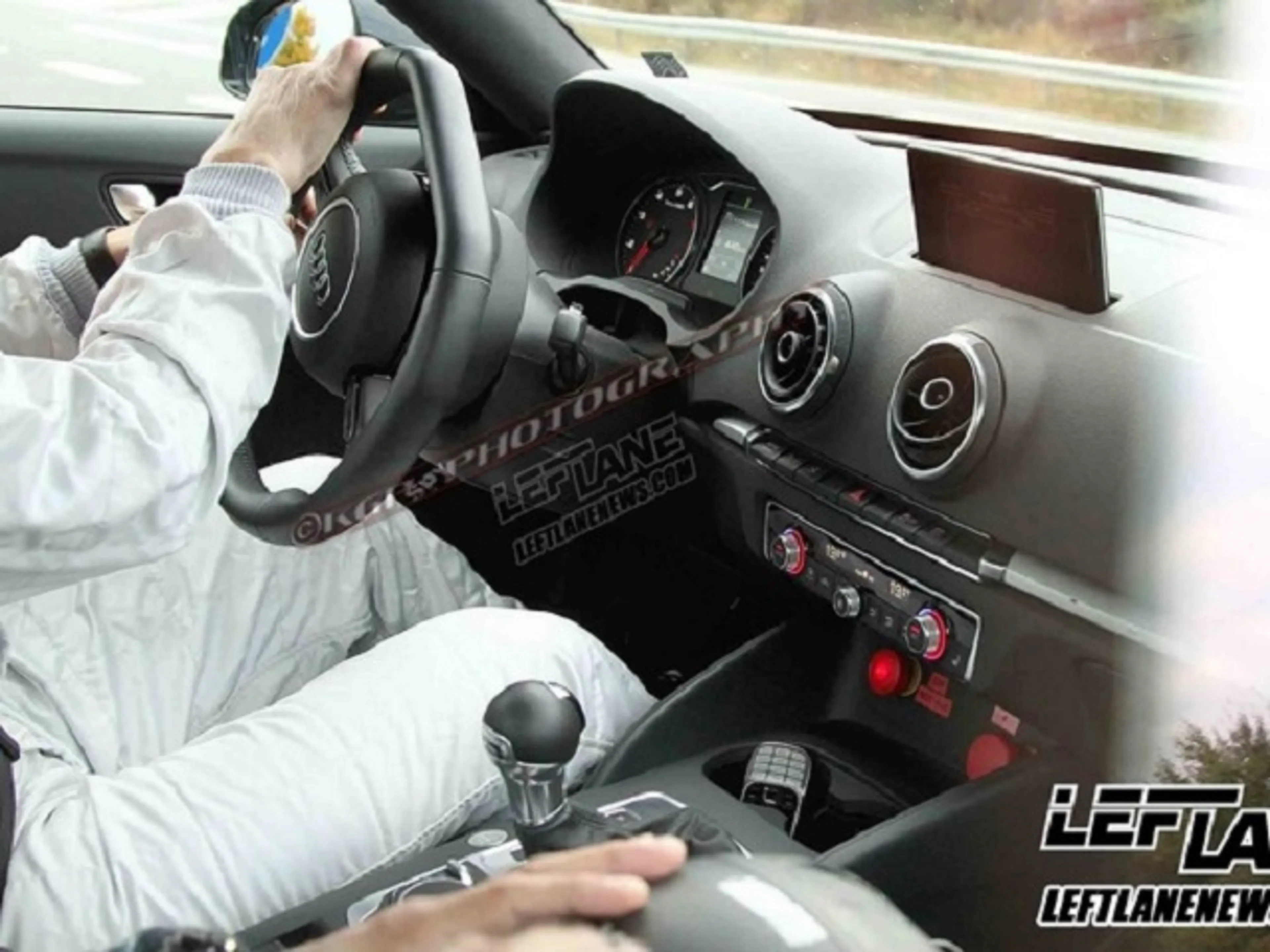 Капитал - Фото салона нового TT попали в Сеть