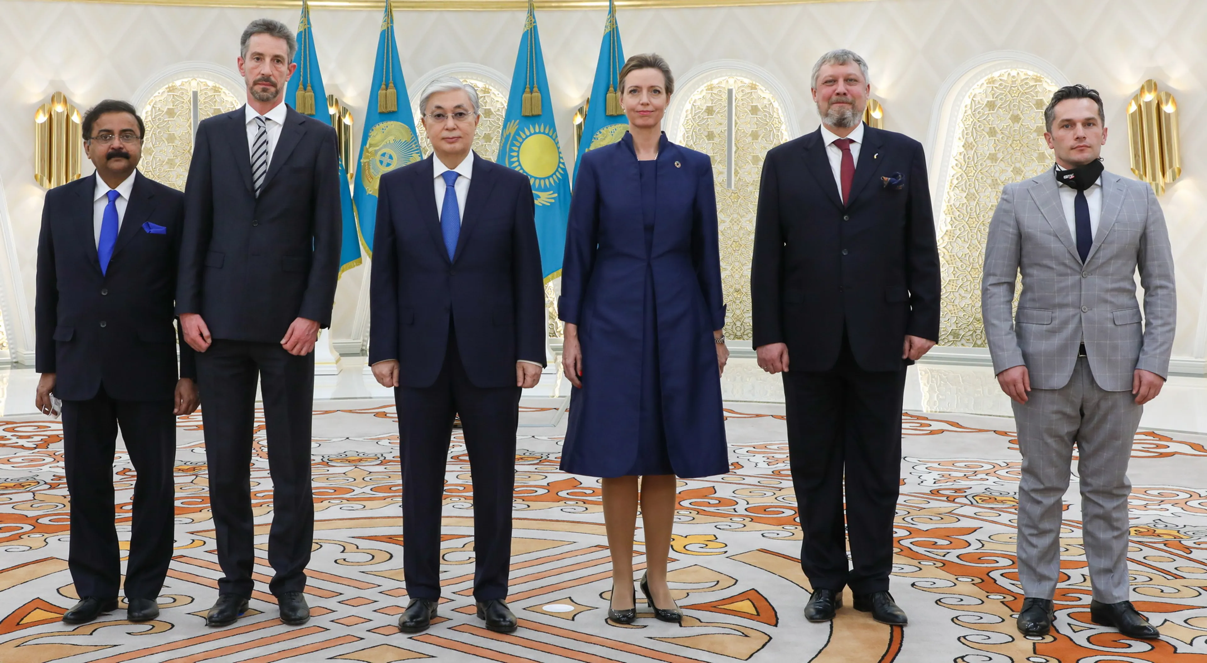 Капитал - Президент принял верительные грамоты у послов четырех стран