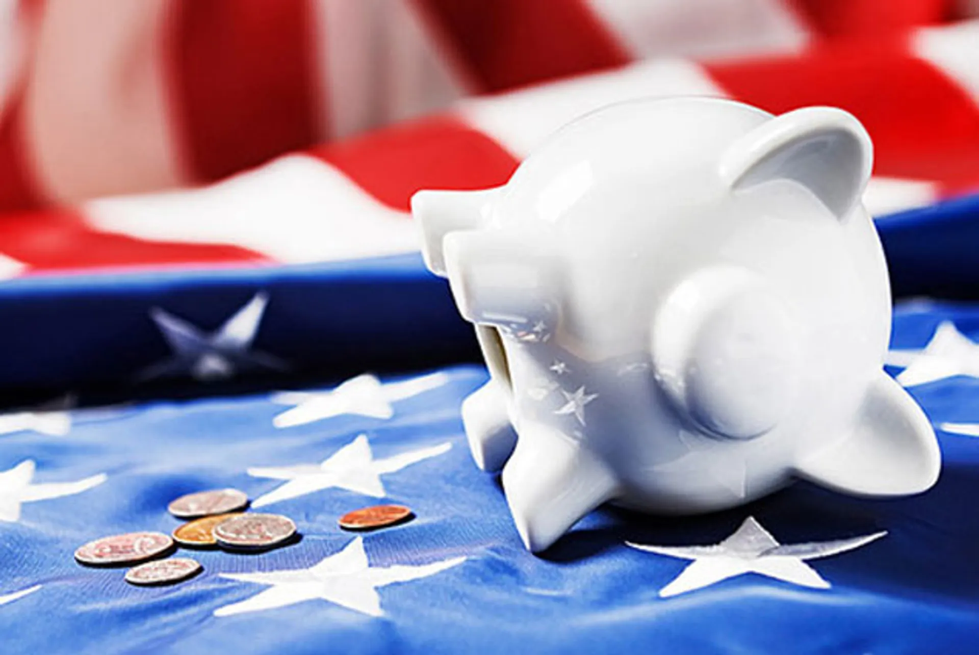 Капитал - Политику США назвали экономическим разбоем