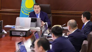 Капитал - Казахстанская промышленность должна обеспечить потребности транспортной отрасли - премьер