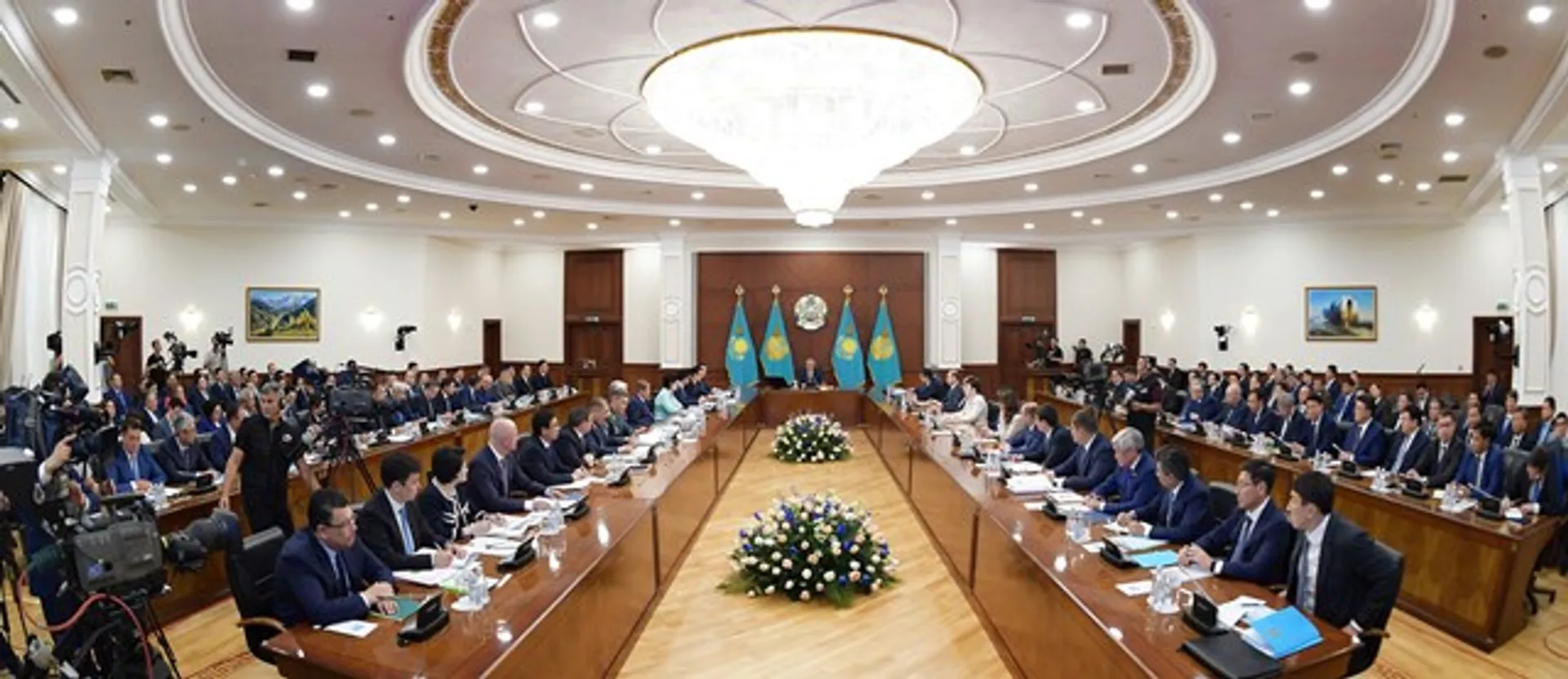 Капитал - Какие вопросы должны решить правительство и акимы