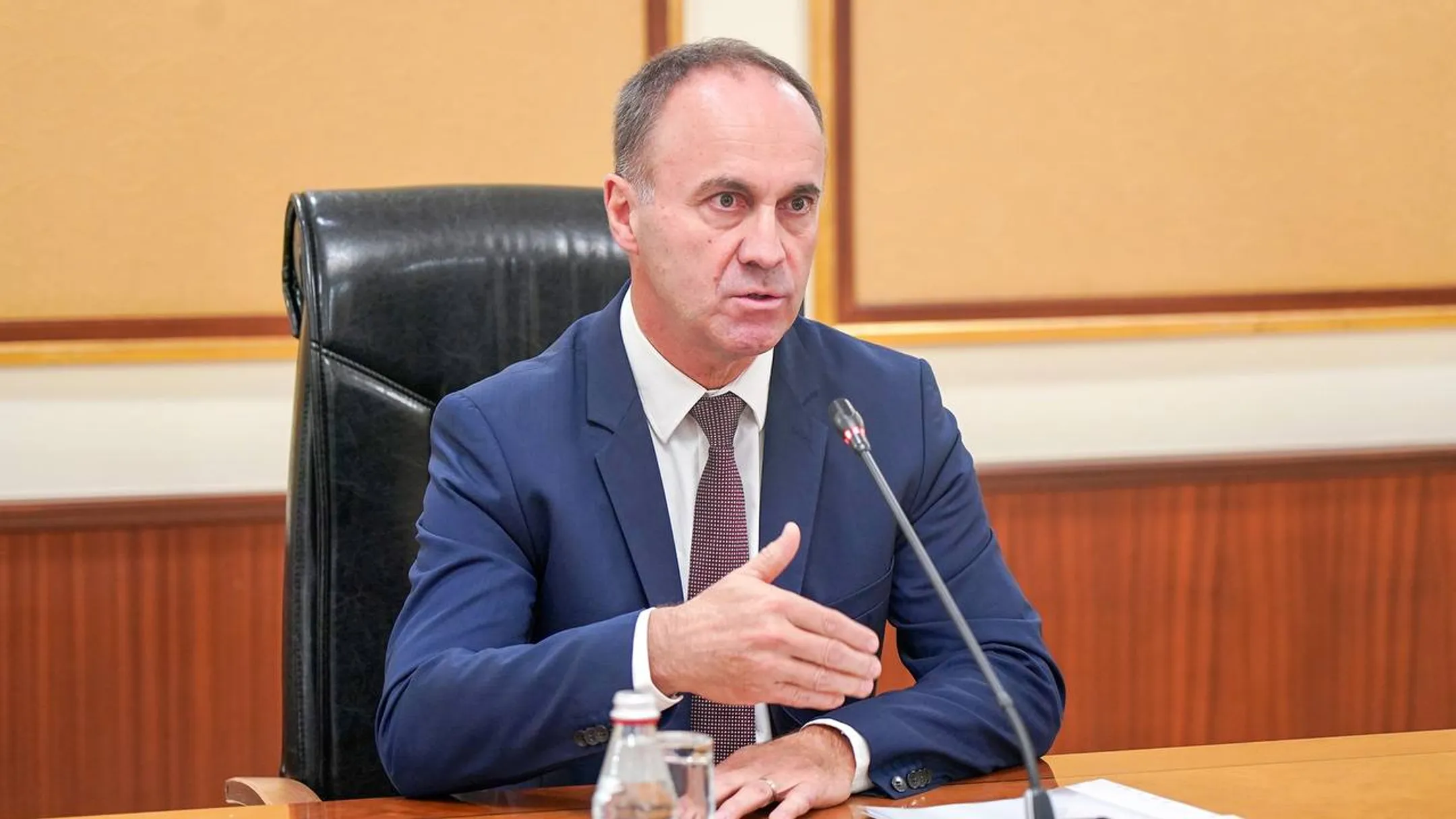 Премьер провел переговоры с главой совета директоров Skoda Transportation - Image Kapital.kz