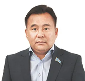 Депутата маслихата подозревают в отмывании денег