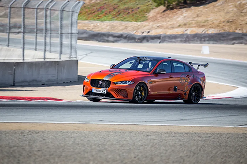 Капитал - Jaguar XE SV Project 8 установил новый мировой рекорд скорости