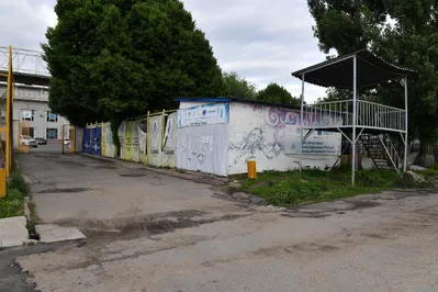 Бауыржан Байбек потребовал навести порядок вокруг Центрального стадиона