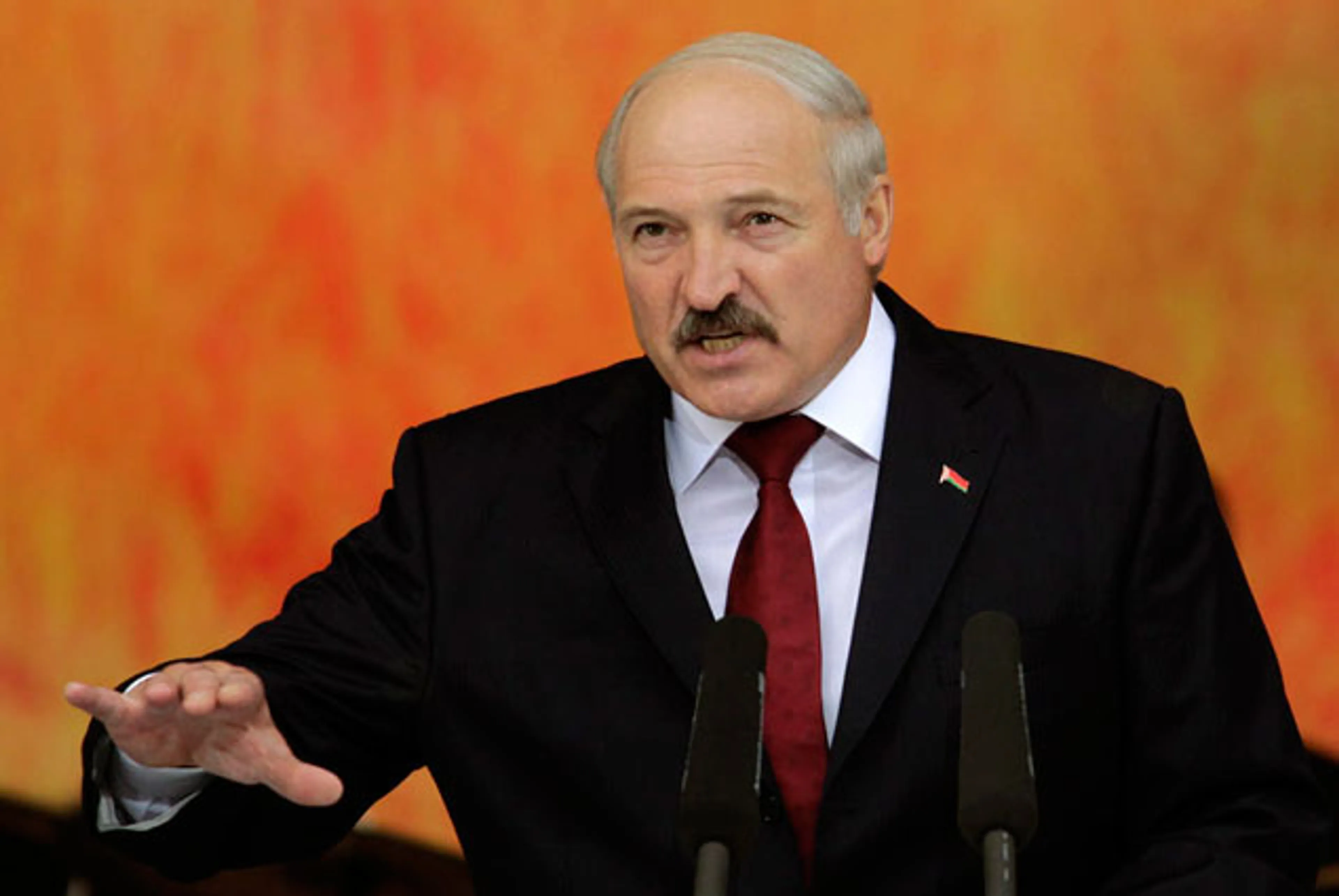 Капитал - Лукашенко снова торгуется с Россией