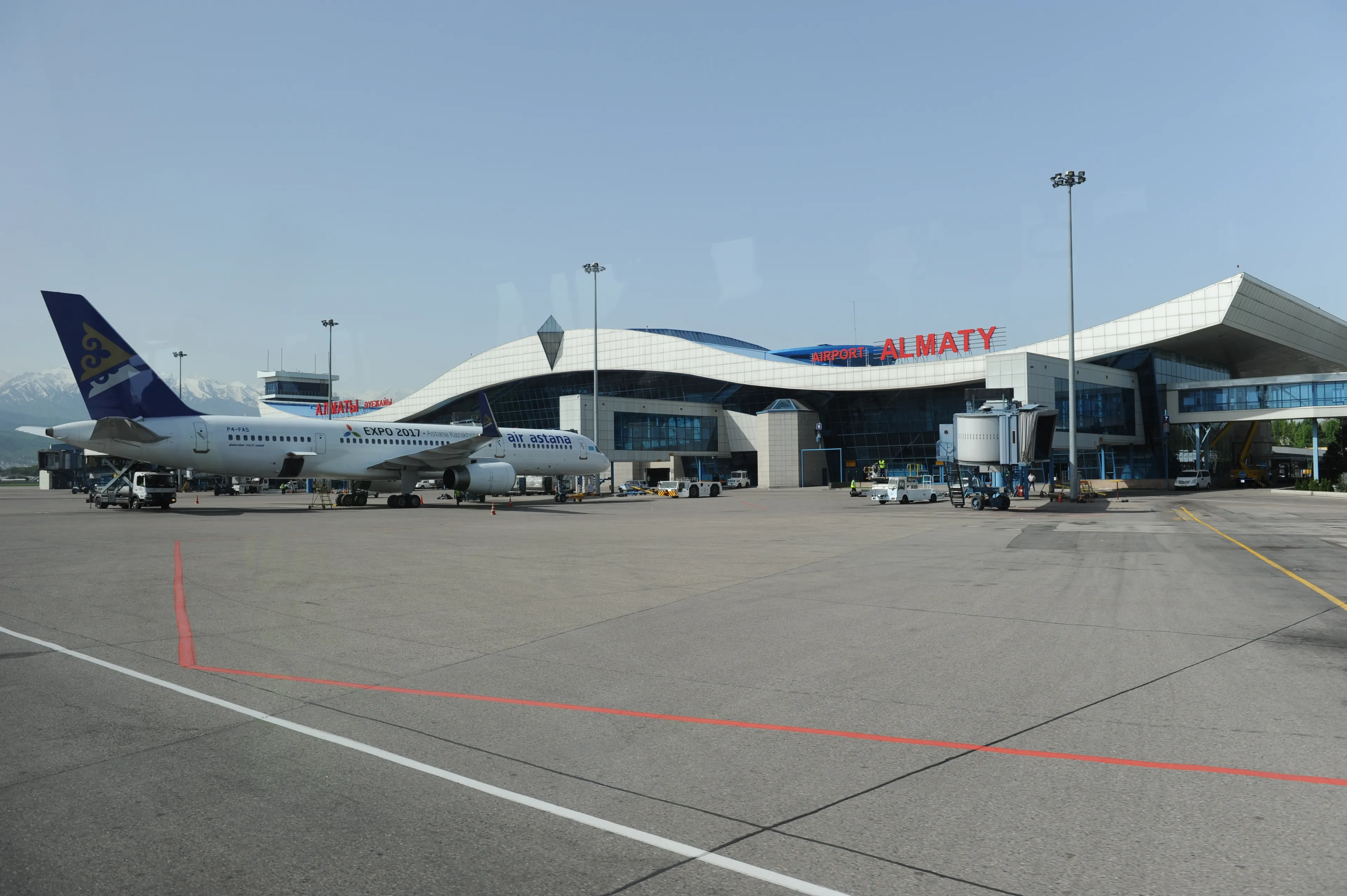 Капитал - Эйр Астана продлила отмену рейсов в Дели