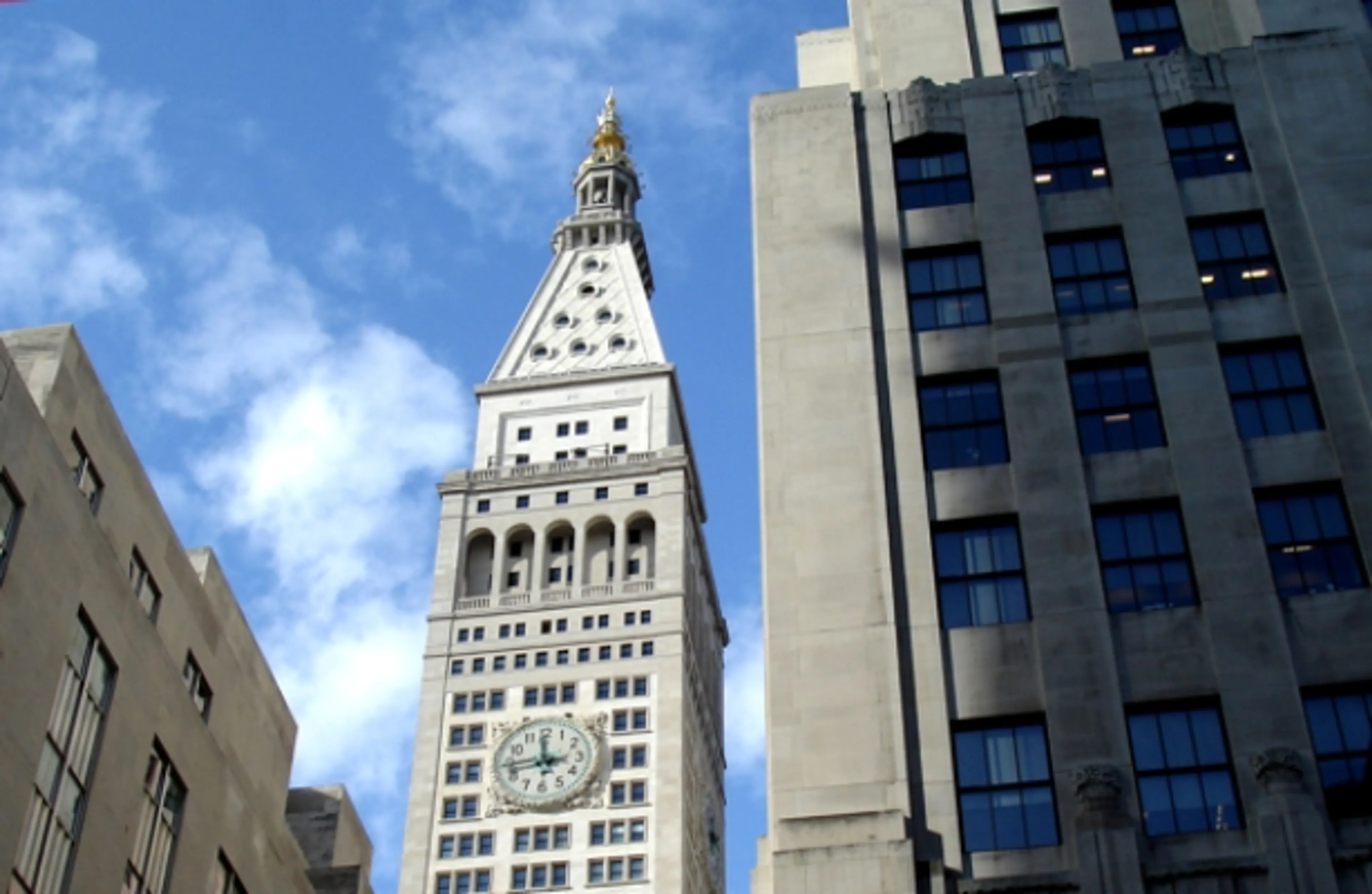 Капитал - Инвестиции в недвижимость вырастут на 14%