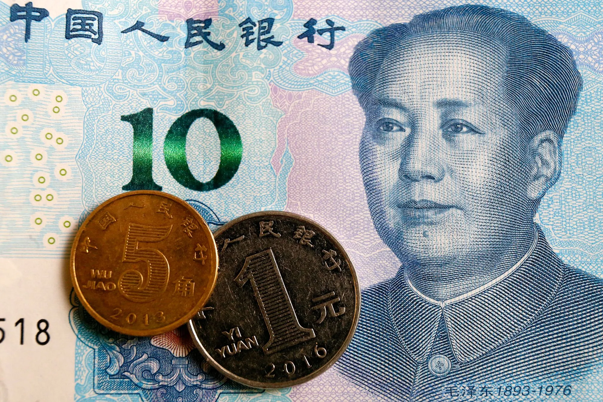 Китай намерен нарастить вложения в автопром и ВИЭ Казахстана