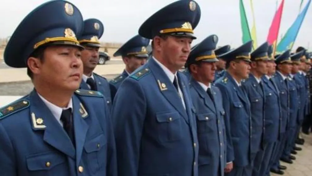 Капитал - В таможню можно устроиться в режиме онлайн