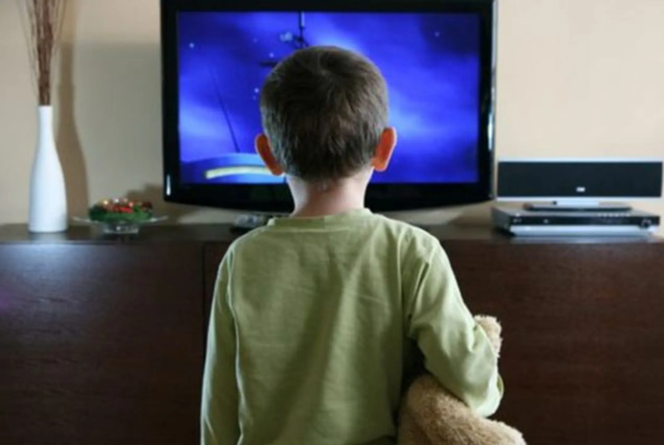 Одобрен законопроект о защите детей от опасной информации - Image Kapital.kz