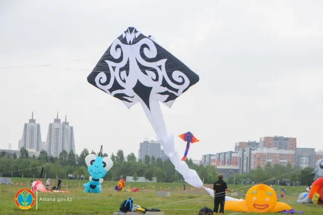 В столице проходит фестиваль «Астана аспаны»