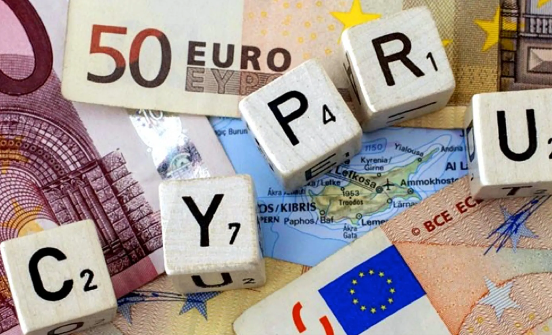 Капитал - Кипр отменит программу «золотых паспортов»