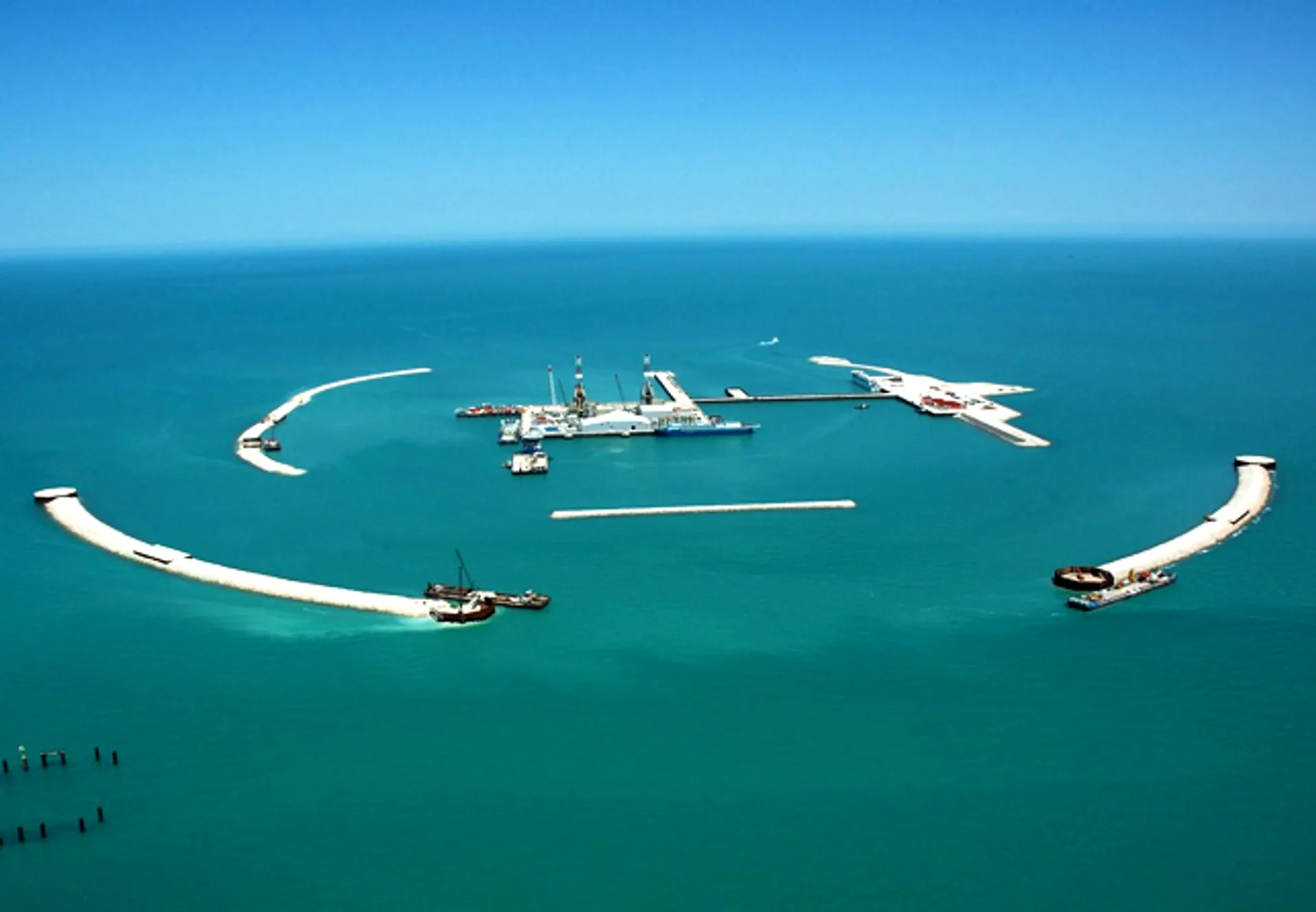 Капитал - Казахстан купит долю ConocoPhillips в Кашагане