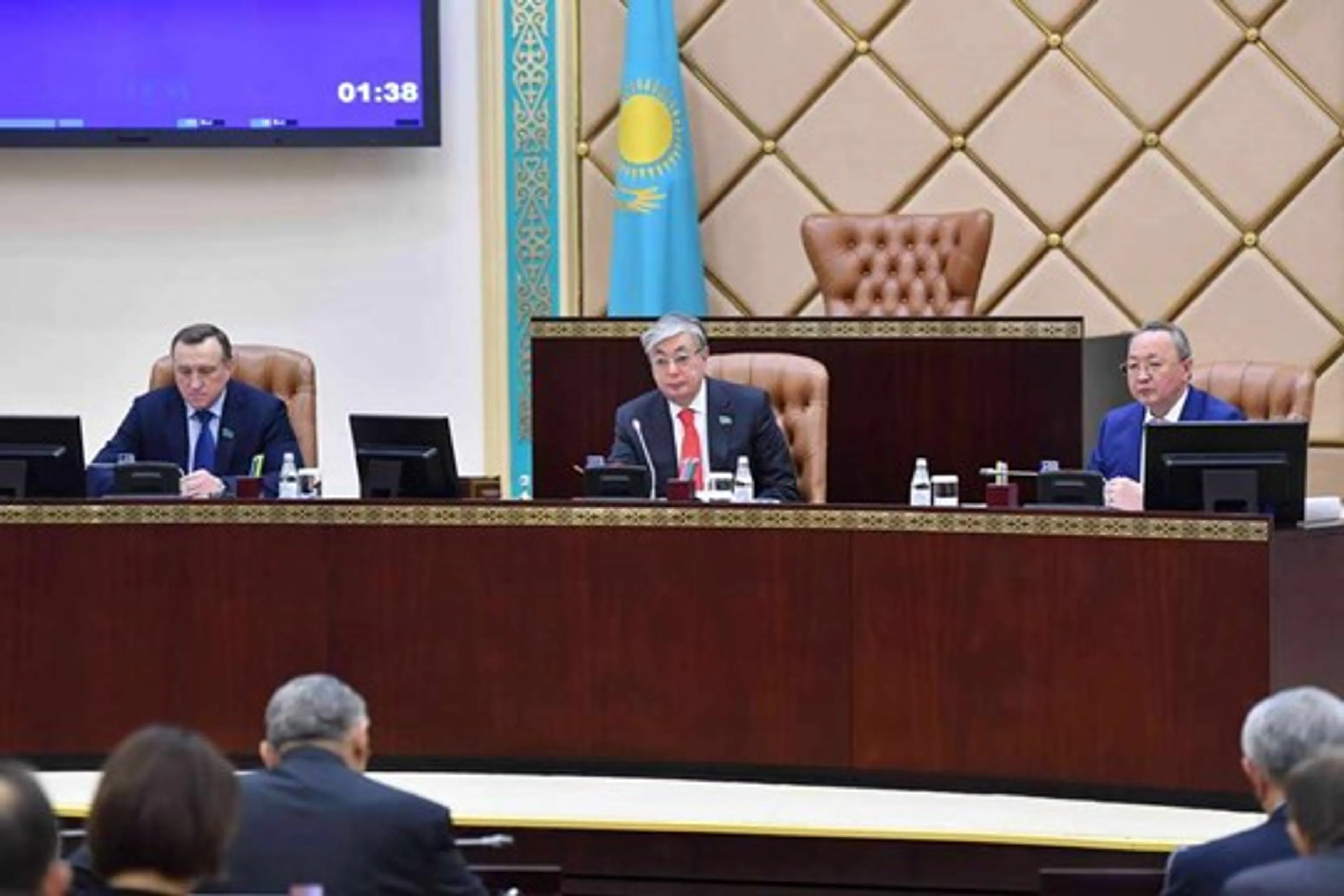 Капитал - Сенат ратифицировал два законопроекта