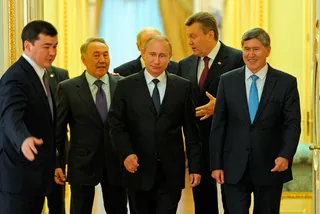 Капитал - Кыргызстан  предложил Корее и Японии вступить в ТС