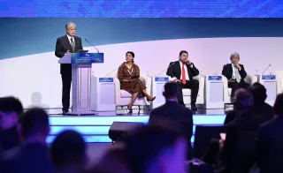 Капитал - Есть договоренности с Microsoft, Epam, Coursera о локализации - глава РК