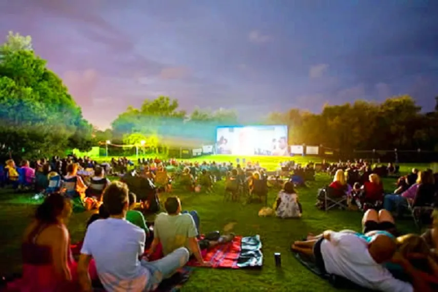 Капитал - В Алматы пройдут кинопоказы под открытым небом