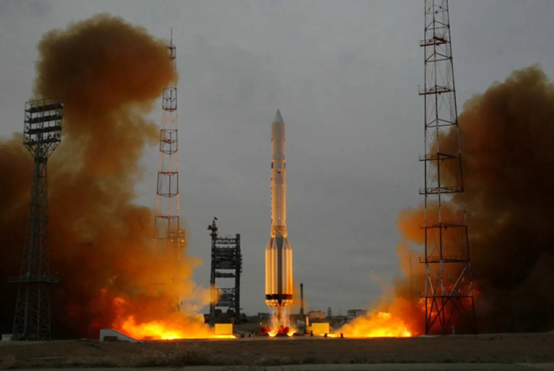 Капитал - На Байконуре готовятся к запуску ракеты