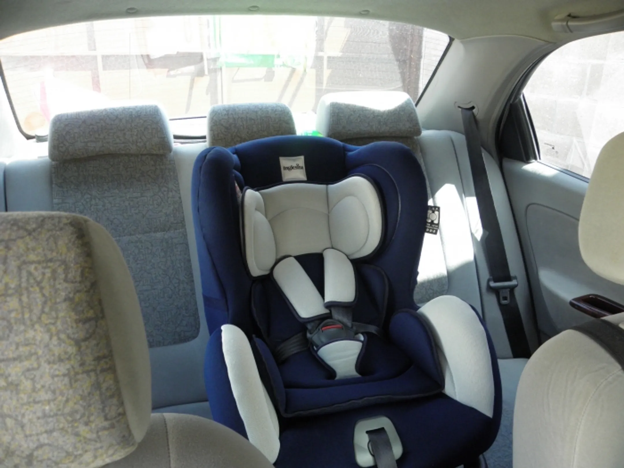 Депутаты просят пересмотреть норму об автокреслах - Image Kapital.kz