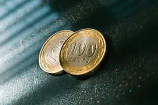 Капитал - Тенге незначительно укрепляется