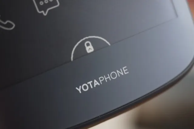 Ростех продает свою долю в производителе YotaPhone