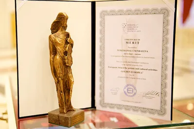 Народная артистка Казахстана получила награду «Golden Europea»