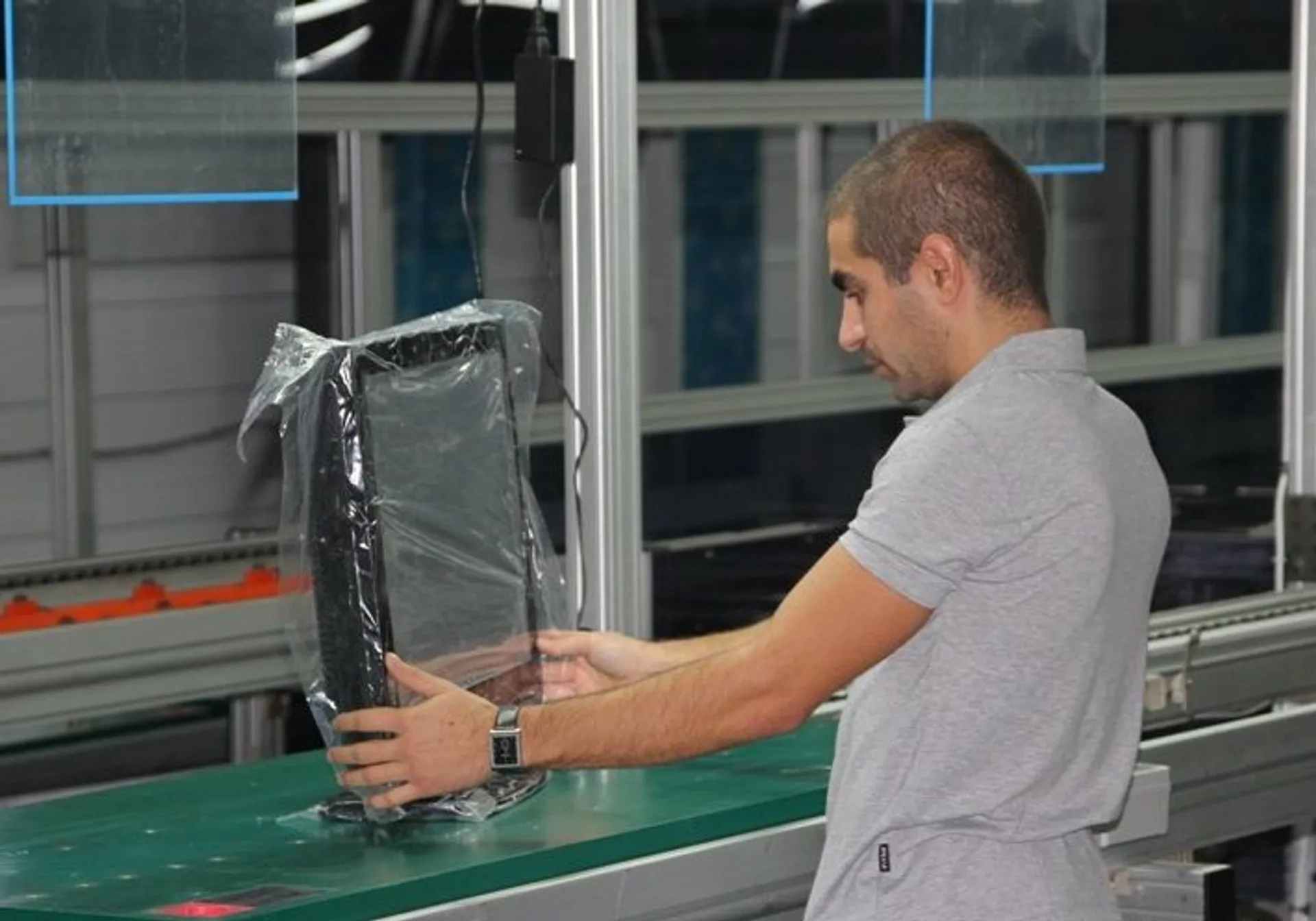 Капитал - В Актау продаются казахстанские телевизоры