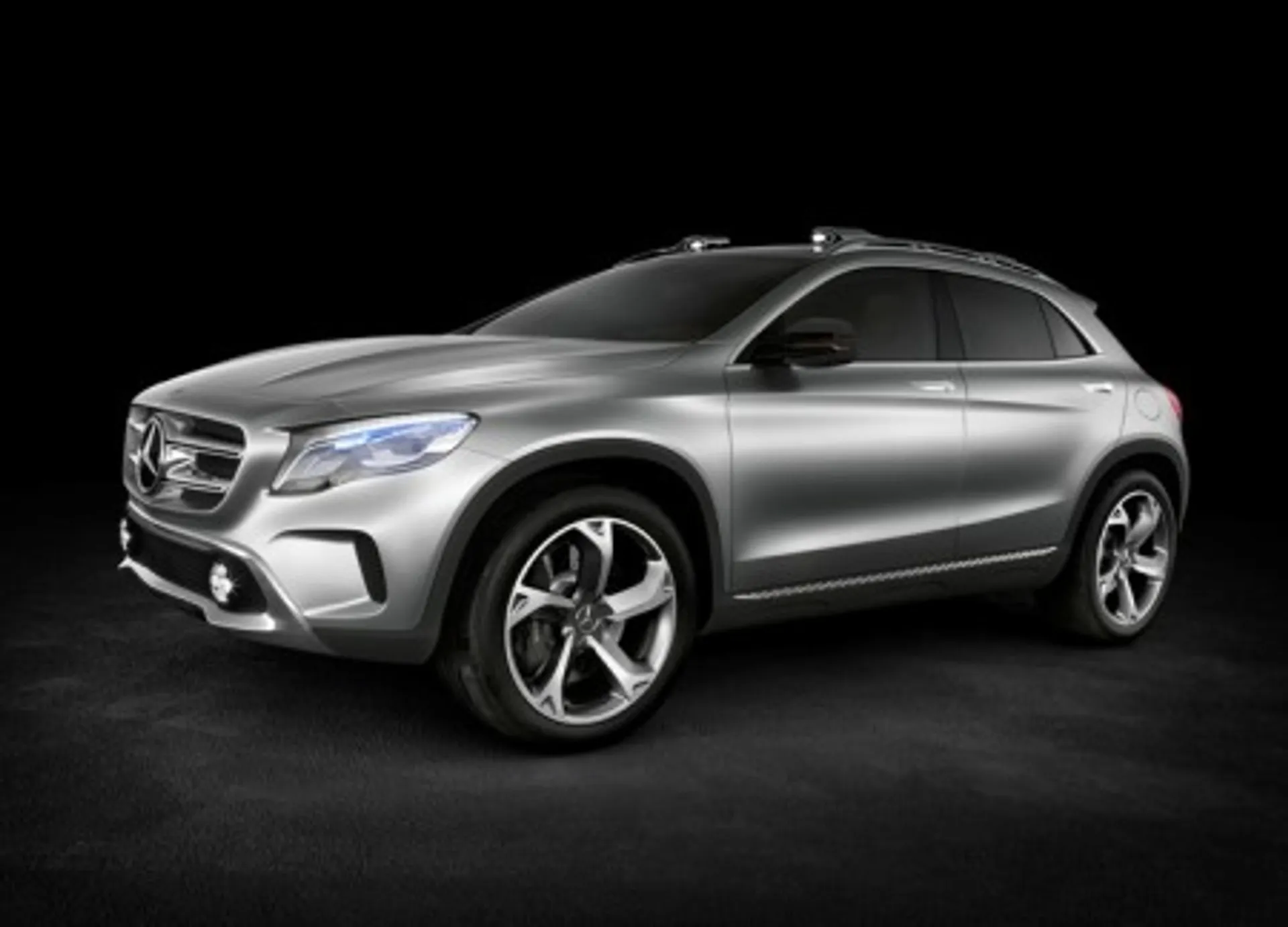 Капитал - Mercedes-Benz GLA рассекречен!
