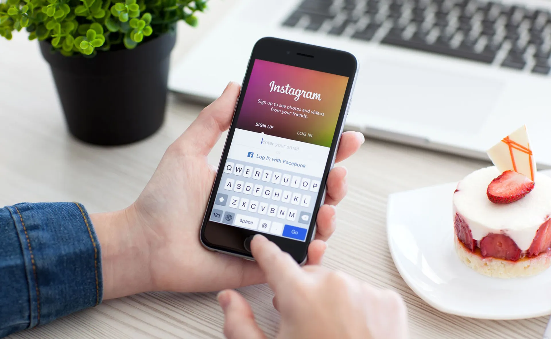 Капитал - Число активных пользователей Instagram превысило 700 млн