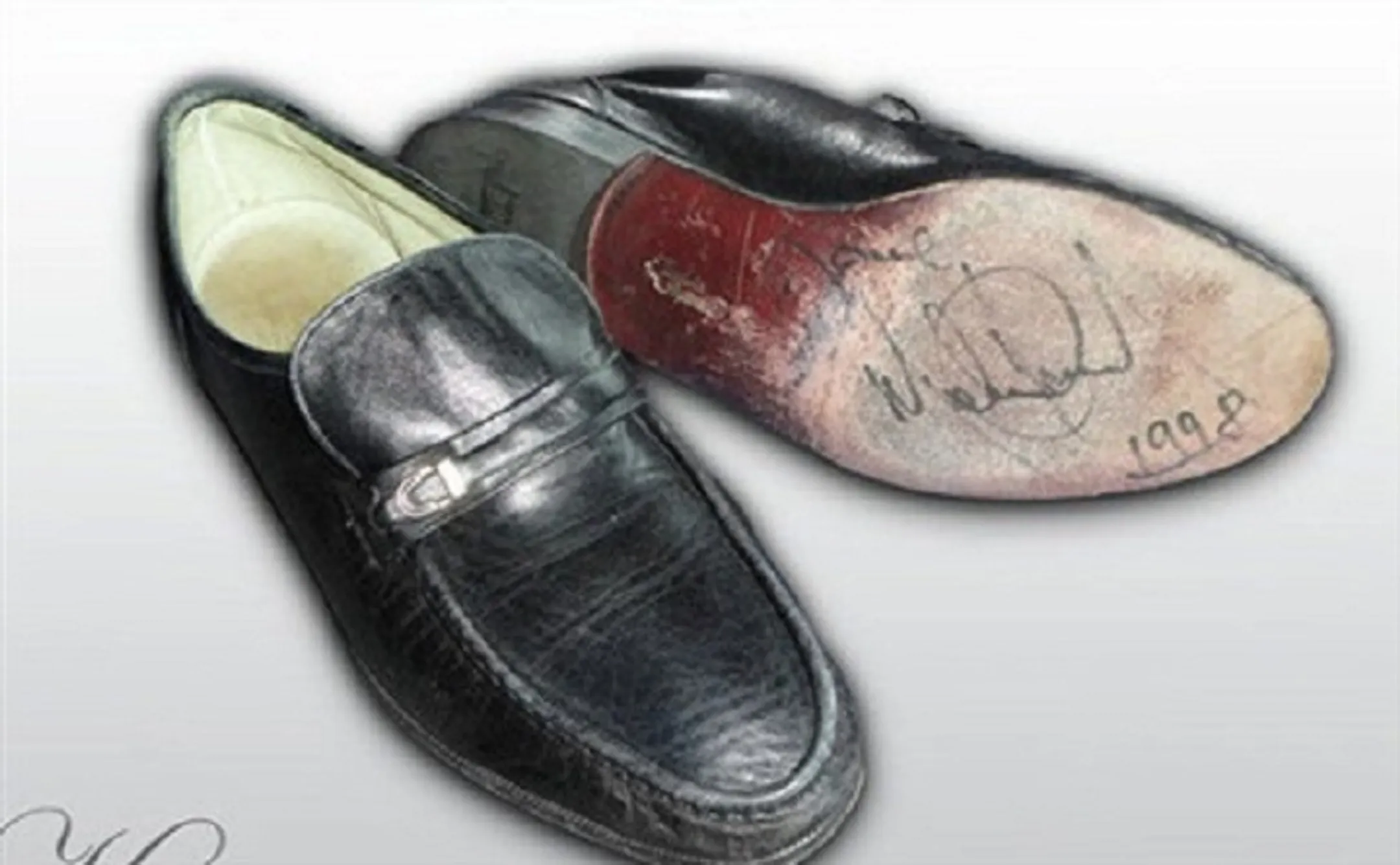 Концертные туфли Майкла Джексона проданы более чем за $32 тыс - Image Kapital.kz