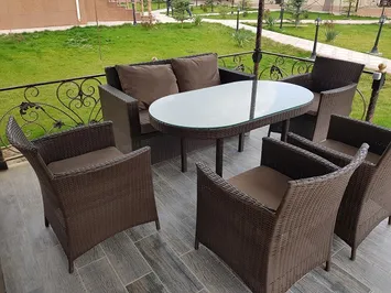 Как в Шымкенте собирают мебель из ротанга