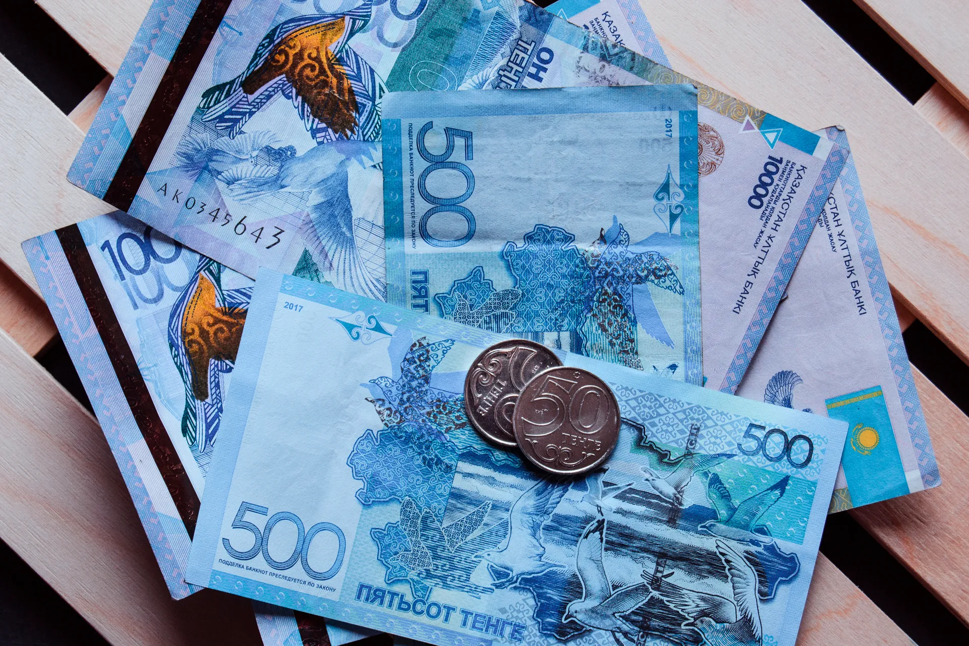 Капитал - Казахстанцы за год набрали микрокредитов на 500 млрд тенге