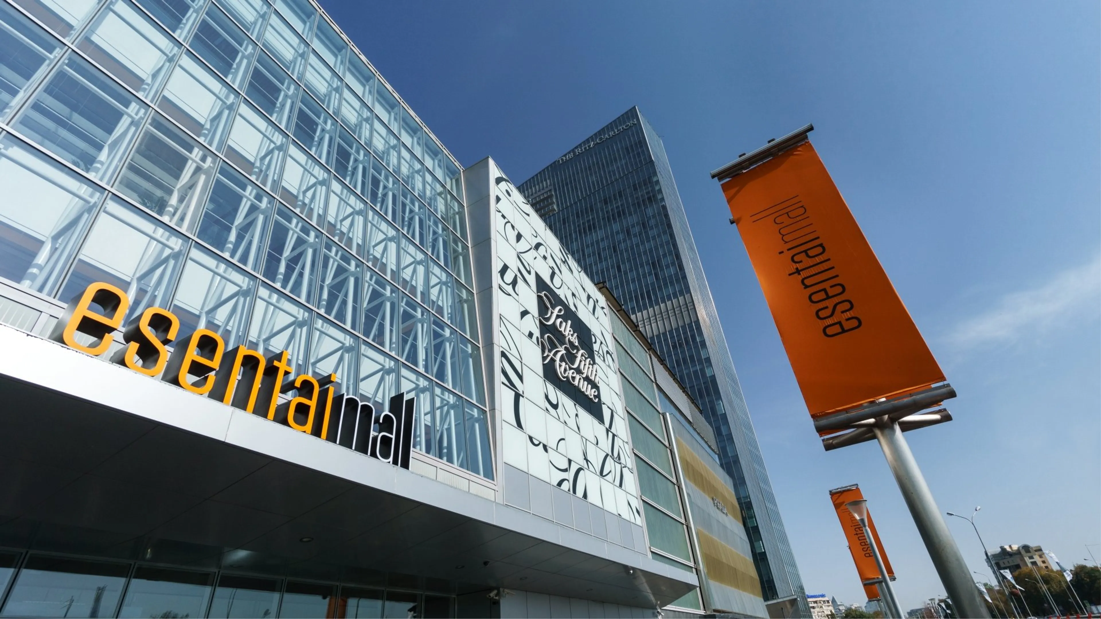 Капитал - Полиция Алматы проверяет сообщение о «заминировании» Esentai Mall