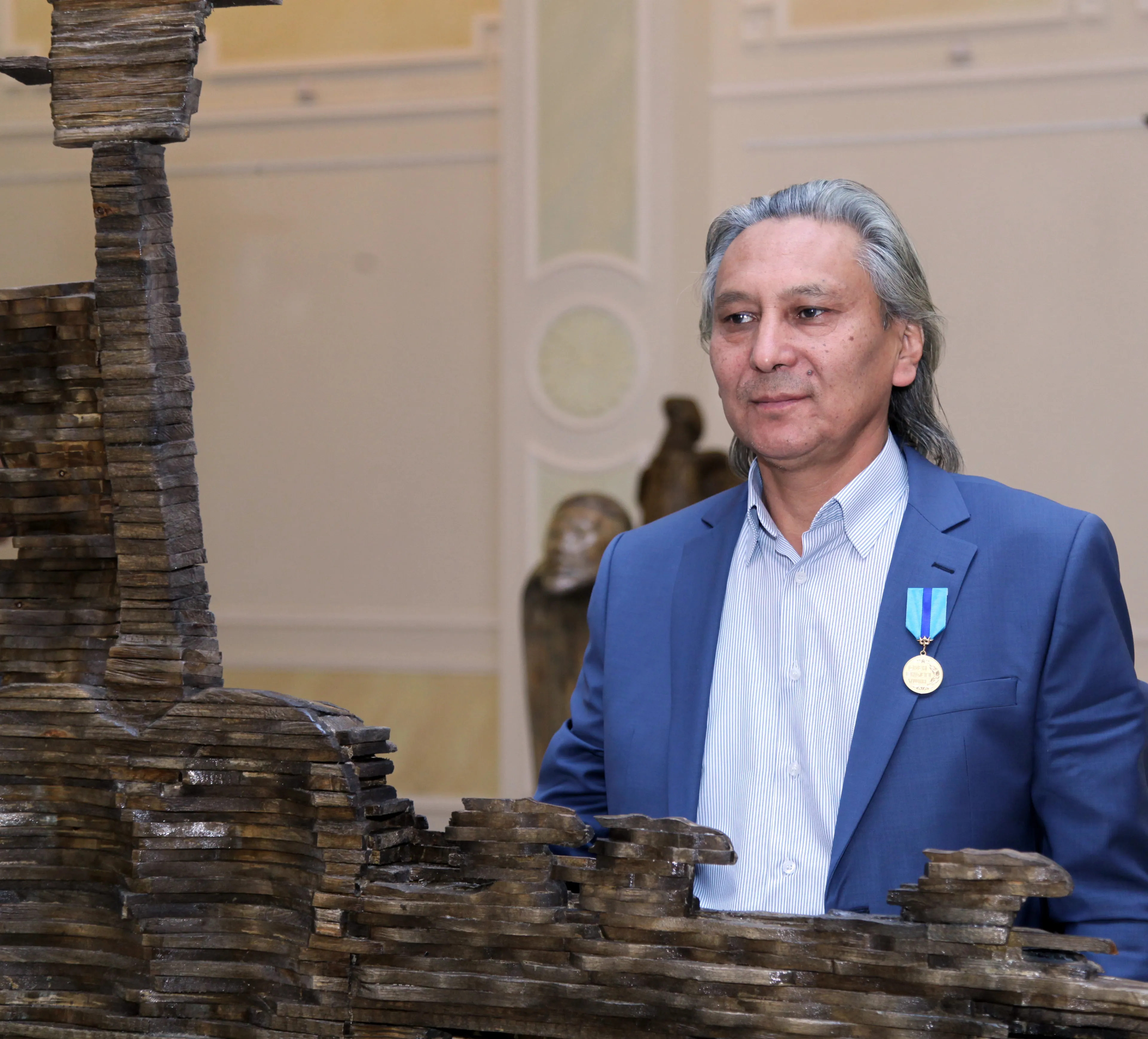 Капитал - В Астане открылась выставка скульптора Шокана Толеша