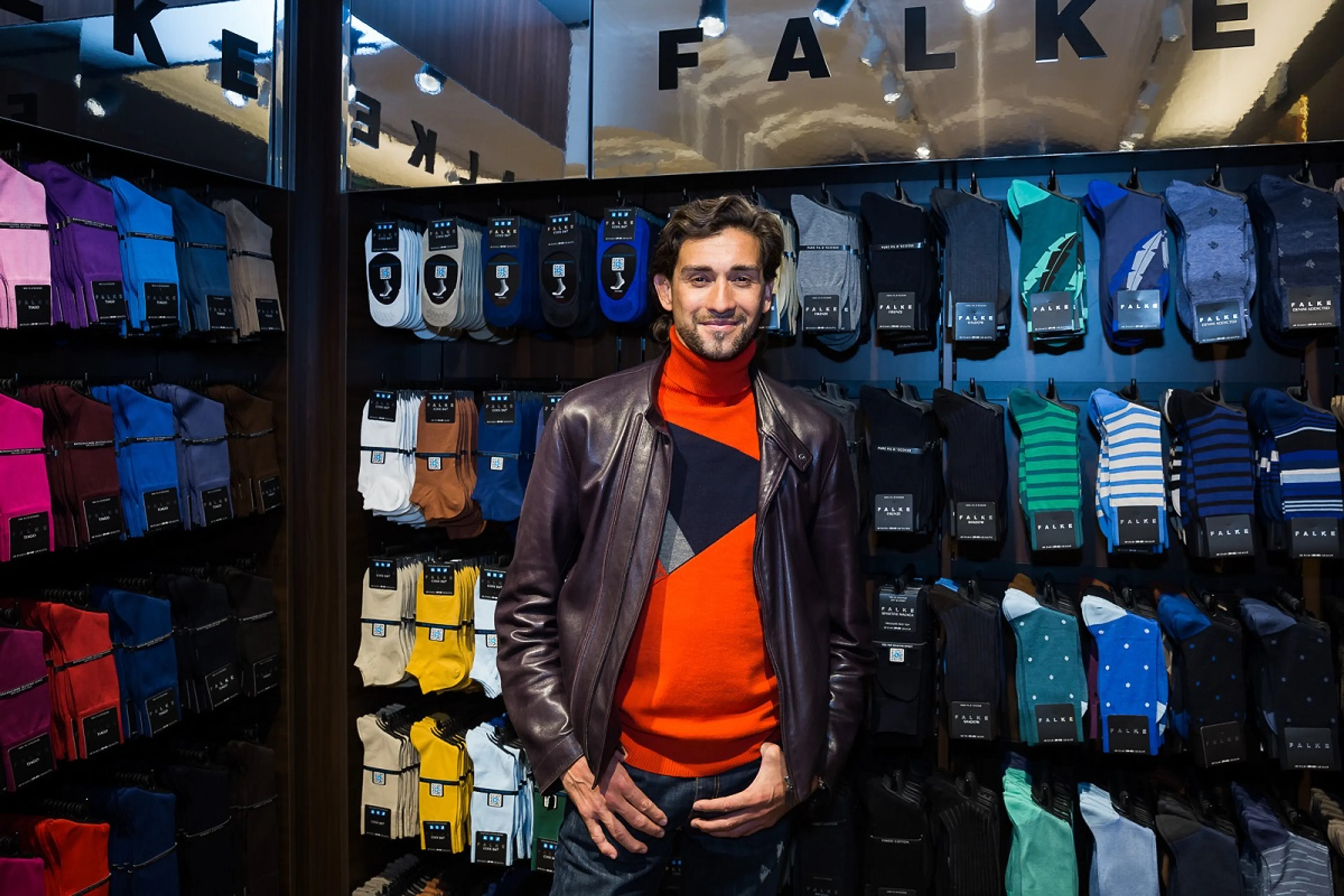 Капитал - Блестящая история Falke: носки вместо ремонта крыш